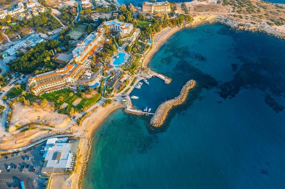 coral beach hotel paphos