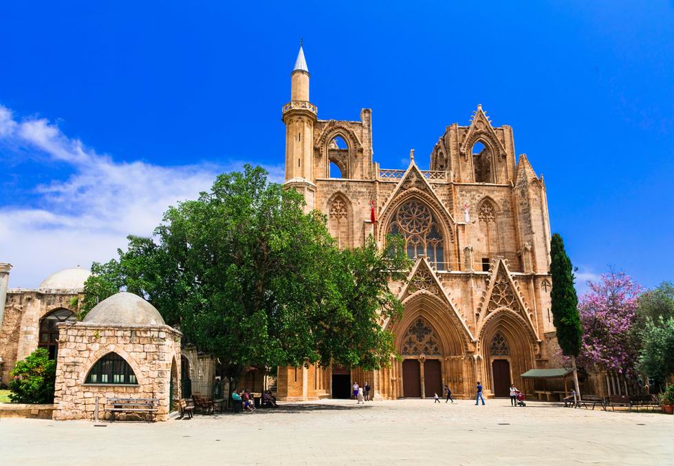 Famagusta Lala Mustafa Pasa mecset